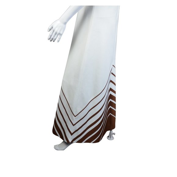Kay Windsor 1960s Brown and White Maxi Dress with Chevron Pattern - Size 18 - Picture 7 of 11
